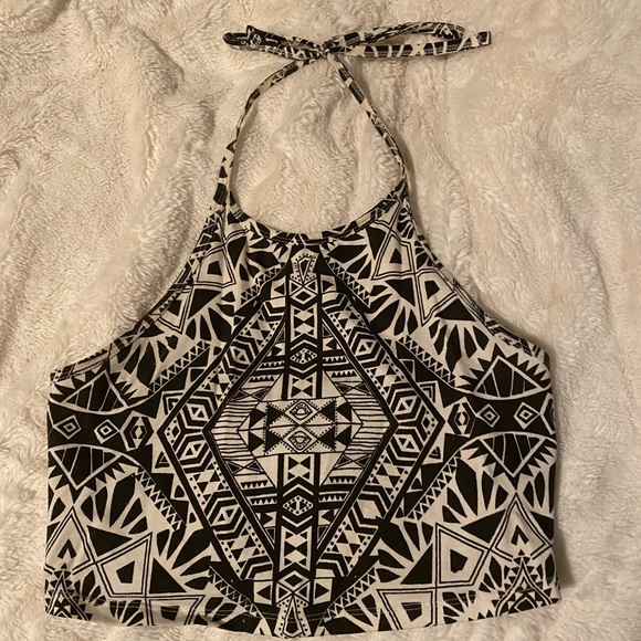 halter crop top. - Picture 1 of 3